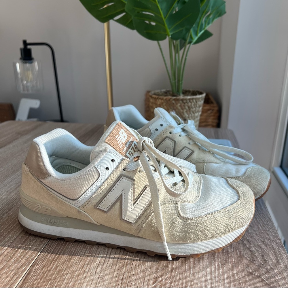 New Balance 574 Tan Sneaker Size 8